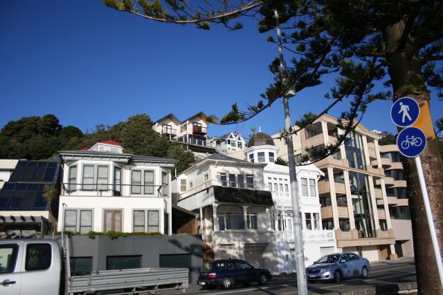 30 - Riding the crocodile, Oriental Parade