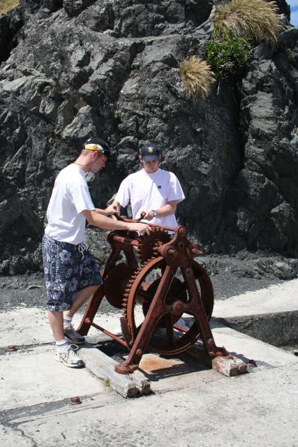 Xmas holidays 08-08 - 097 - Cape Palliser - Jeff & Charles