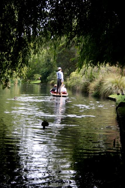 Christchurch - 22 - Botanic gardens, punter on the Avon